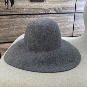 NWT Aldo gray Hat